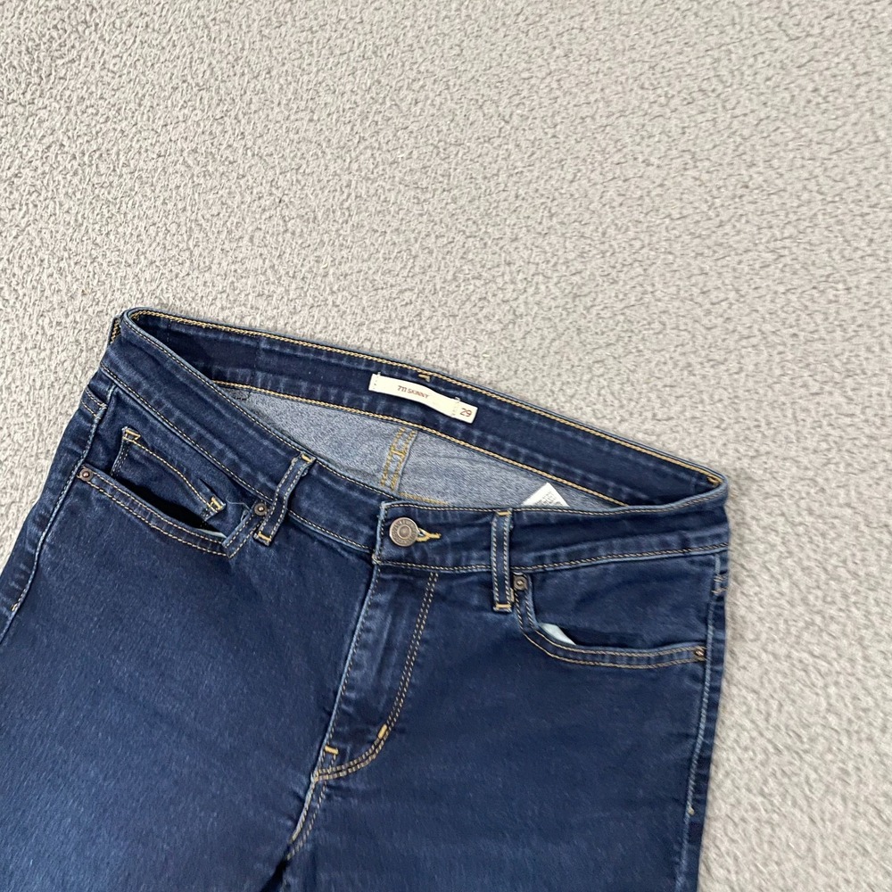 Levi's 711 Skinny Jeans Women 29 Blue Dark Wash Mid Rise Stretch Denim - Picture 2 of 11